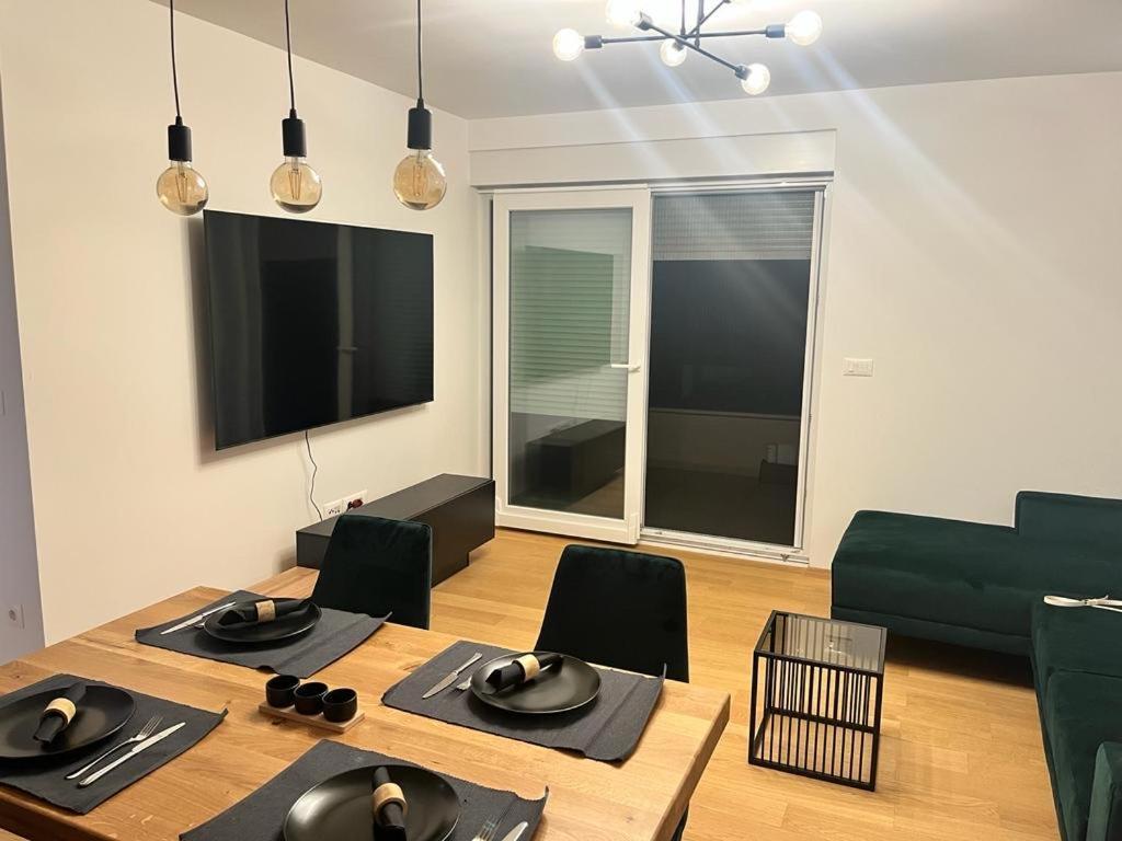 Olive Oasis Penthouse With Jacuzzi Διαμέρισμα Ζαντάρ Εξωτερικό φωτογραφία
